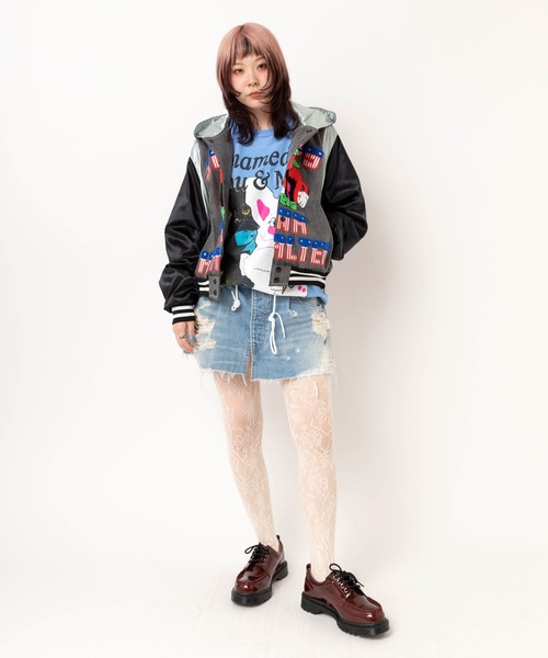 RNA(アールエヌエー)の「J2186 デニムコンビサテンスタジャン(スタジャン・レディース・ブラック/ブルー・MEDIUM)」の12枚目の写真