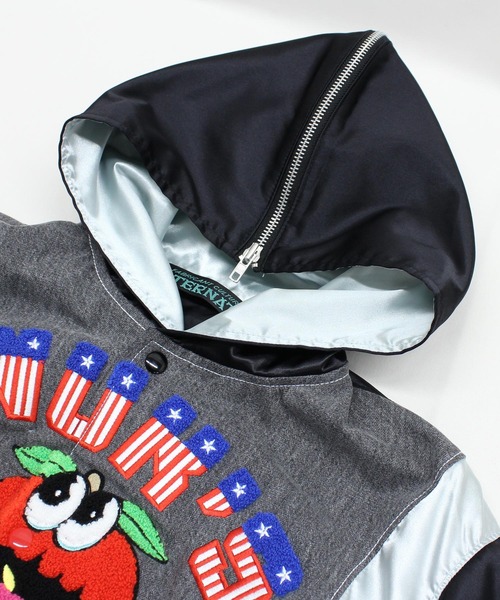 RNA(アールエヌエー)の「J2186 デニムコンビサテンスタジャン(スタジャン・レディース・ブラック/ブルー・MEDIUM)」の15枚目の写真