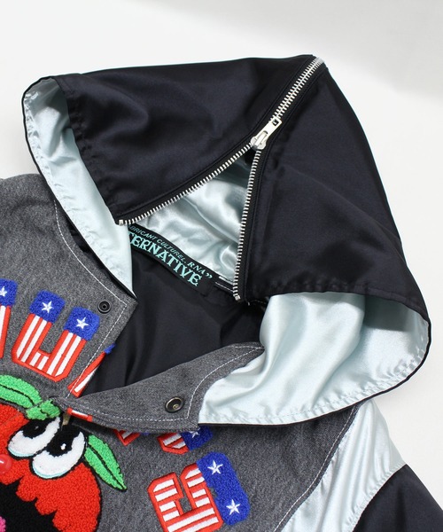 RNA(アールエヌエー)の「J2186 デニムコンビサテンスタジャン(スタジャン・レディース・ブラック/ブルー・MEDIUM)」の17枚目の写真