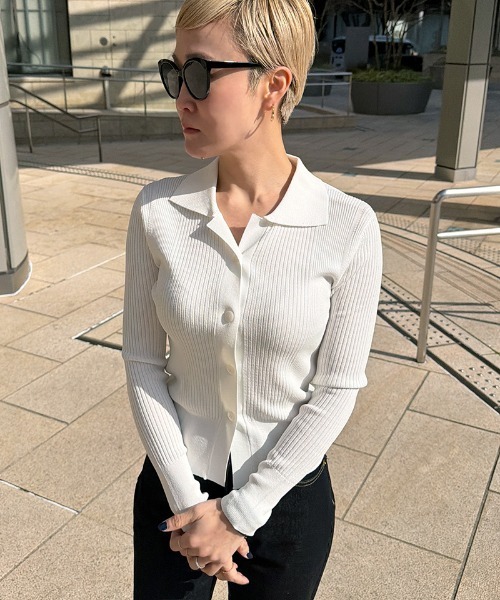 JENNE(ジェンヌ)の「とろみサマートップス(ニット/セーター・レディース・ブラック/ホワイト・SMALL/MEDIUM/LARGE)」の2枚目の写真