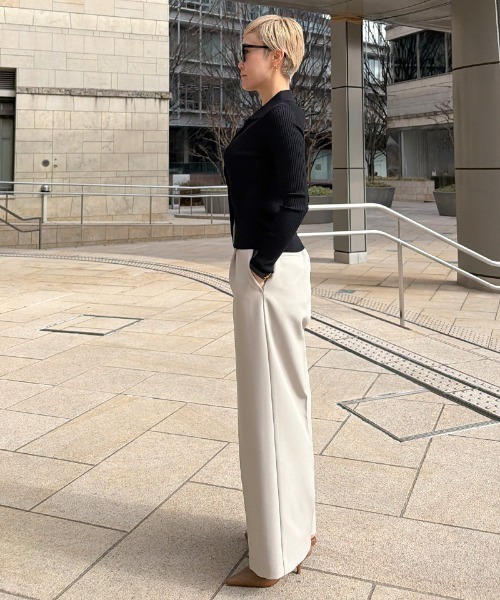 JENNE(ジェンヌ)の「とろみサマートップス(ニット/セーター・レディース・ブラック/ホワイト・SMALL/MEDIUM/LARGE)」の7枚目の写真