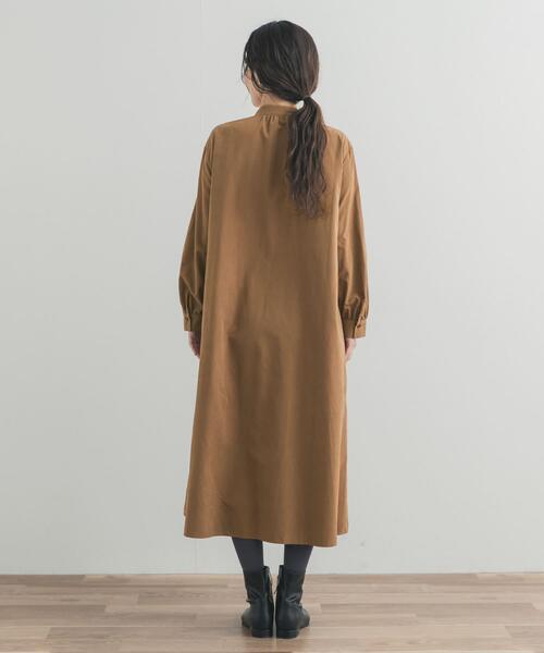 URBAN RESEARCH DOORS(アーバンリサーチドアーズ)の「ピーチタッチピンタックワンピース(ワンピース・レディース・キャメル/ブラック/カーキ・FREE)」の13枚目の写真