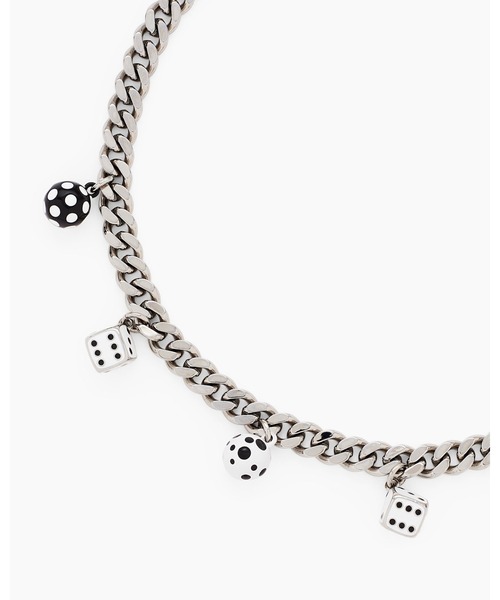 MARC JACOBS(マークジェイコブス)の「DICE CHARM NECKLACE/デリック・アダムス X マーク ジェイコブス ダイス チャーム ネックレス(ネックレス・レディース・シルバー系・ONE SIZE)」の3枚目の写真