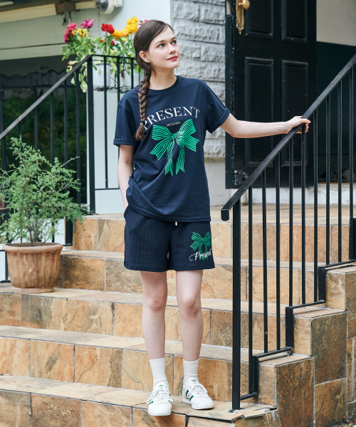 METAPHER(メタファ)の「METギフトプリント半袖Tシャツネイビー(Tシャツ/カットソー・レディース・その他・FREE)」の5枚目の写真