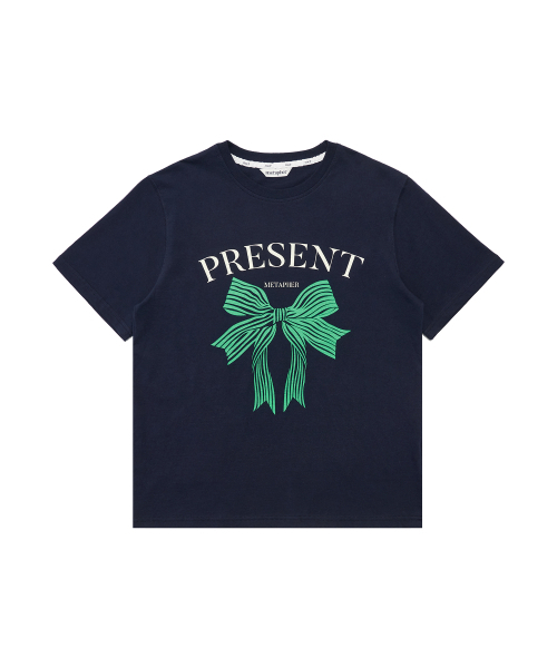 METAPHER(メタファ)の「METギフトプリント半袖Tシャツネイビー(Tシャツ/カットソー・レディース・その他・FREE)」の7枚目の写真