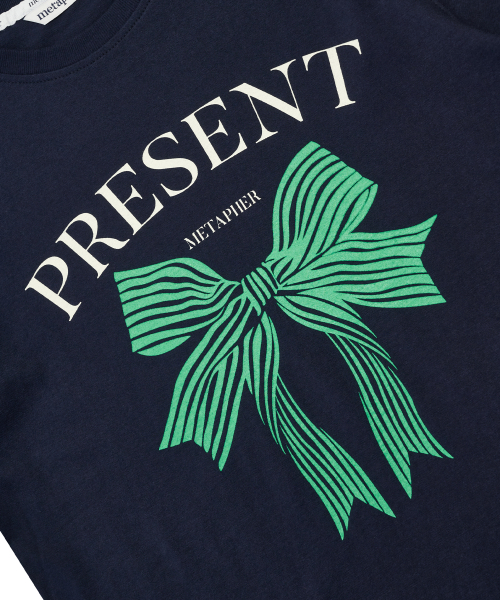 METAPHER(メタファ)の「METギフトプリント半袖Tシャツネイビー(Tシャツ/カットソー・レディース・その他・FREE)」の8枚目の写真