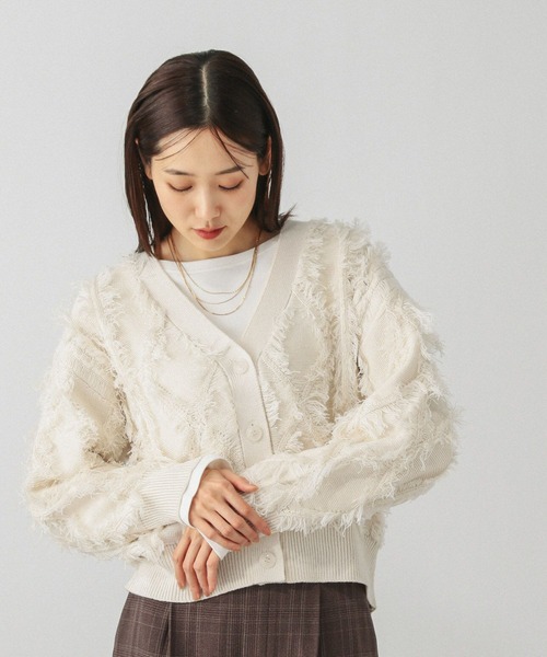 GLOBAL WORK（グローバルワーク）の「フリンジケーブルカーディガン/634006（カーディガン/ボレロ・レディース・ブラウン系その他3/オフホワイト/ブラック・MEDIUM）」の12枚目の写真