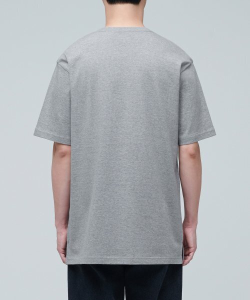 MUSINSA STANDARD（ムシンサスタンダード）の「レイヤードクルーネックTシャツ_通常丈 [ミディアムグレー]（Tシャツ/カットソー・メンズ・その他・XX-LARGE/LARGE/MEDIUM/SMALL/X-LARGE）」の4枚目の写真