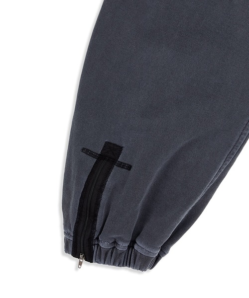 OPEN Yy（オープンワイワイ）の「【OPEN YY】CURVED ZIP SWEAT PANTS（スウェットパンツ・レディース・オフホワイト/ダークネイビー・M/S）」の12枚目の写真