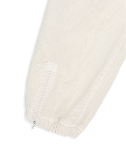 OPEN Yy（オープンワイワイ）の「【OPEN YY】CURVED ZIP SWEAT PANTS（スウェットパンツ・レディース・オフホワイト/ダークネイビー・M/S）」の20枚目の写真
