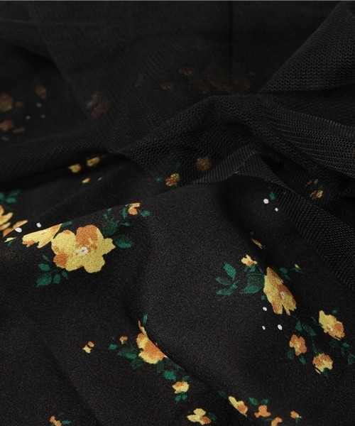natural couture(ナチュラルクチュール)の「【natural couture NICE CLAUP】小花チュールスカート(スカート・レディース・オフホワイト/ネイビー/ブラック・FREE)」の11枚目の写真