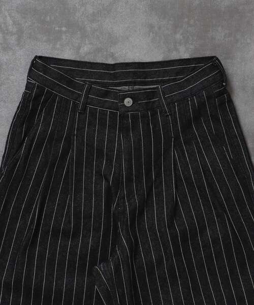 FFEIN（フェイン）の「【FFEIN（フェイン）】13oz ワイドストレートタックデニムパンツ / デニム パンツ ボトムス ワイドシルエット デニム スラブ 【セットアップ対応】（その他パンツ・メンズ・その他1/ブラック/ネイビー/ベージュ・MEDIUM/SMALL/X-SMALL/LARGE）」の6枚目の写真