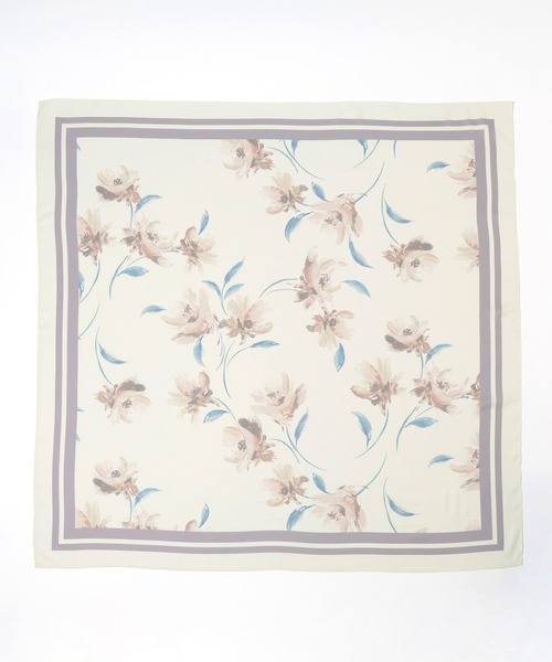 Andemiu（アンデミュウ）の「アートフラワースカーフ642795（バンダナ/スカーフ・レディース・アイボリー/ネイビー・FREE）」の10枚目の写真