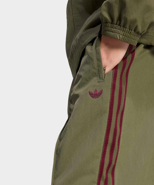 adidas（アディダス）の「ブリットコア トラックパンツ / アディダスオリジナルス adidas Originals（その他パンツ・メンズ・カーキ・XX-LARGE/3XL/LARGE/MEDIUM/SMALL/X-LARGE）」の3枚目の写真