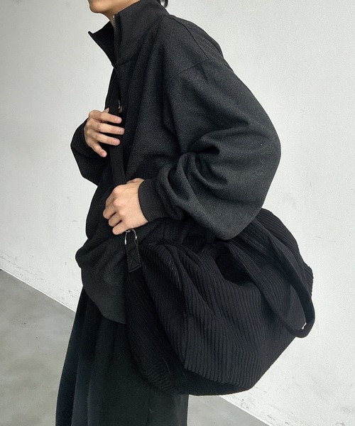 UNDERSTATEMENTs（アンダーステイトメント）の「【ユニセックス】2WAYコーデュロイボストンバッグ/ショルダーバッグ（ショルダーバッグ・メンズ・グレー/ブラック/ブラウン/グリーン・FREE）」の10枚目の写真