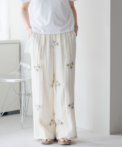 SOTT(ソット)の「花刺繍パンツ(その他パンツ・レディース・オフホワイト/ブラック・FREE)」の10枚目の写真