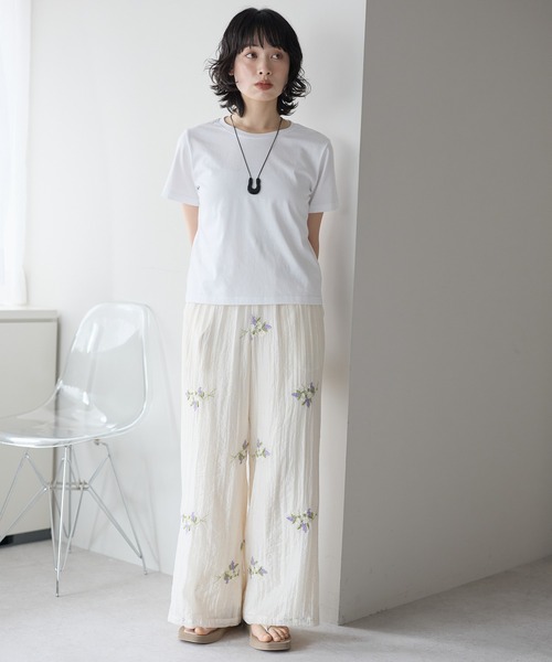 SOTT(ソット)の「花刺繍パンツ(その他パンツ・レディース・オフホワイト/ブラック・FREE)」の3枚目の写真