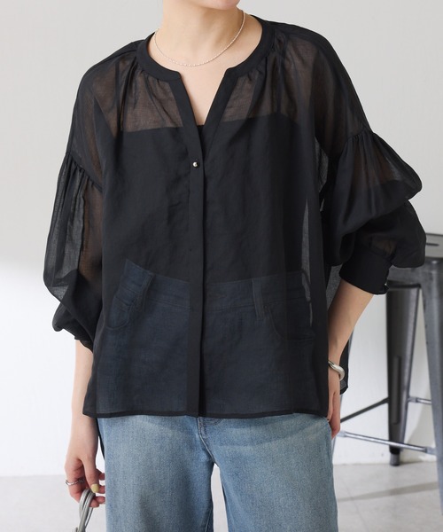 S COLLAGE（エスコラージュ）の「スキッパーシアーシャツ/WEB限定（シャツ/ブラウス・レディース・ブラック/オフホワイト/ブルー/ブラウン・FREE）」の2枚目の写真