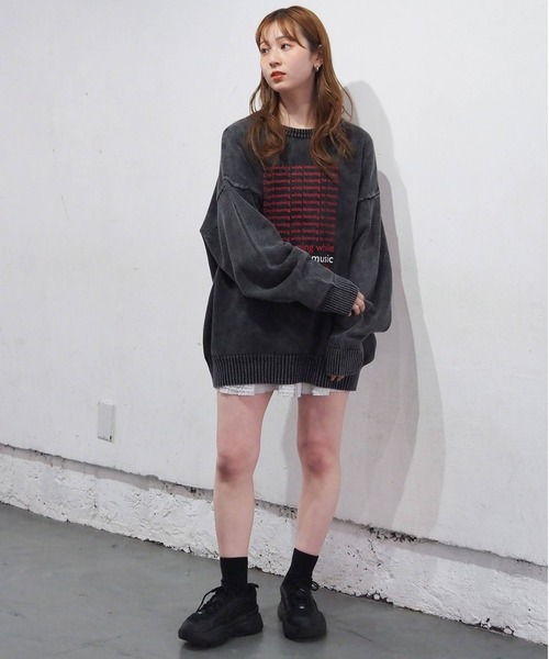 tiptop(ティップトップ)の「ストーンウォッシュロゴBIGプルオーバー(ニット/セーター・レディース・ネイビー/ブラック・FREE)」の6枚目の写真