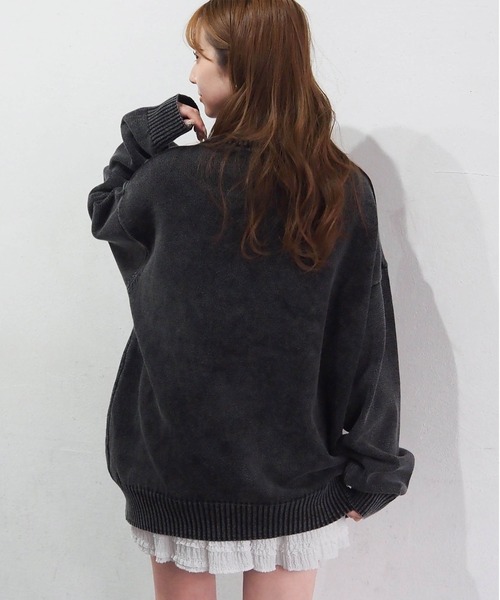 tiptop(ティップトップ)の「ストーンウォッシュロゴBIGプルオーバー(ニット/セーター・レディース・ネイビー/ブラック・FREE)」の9枚目の写真