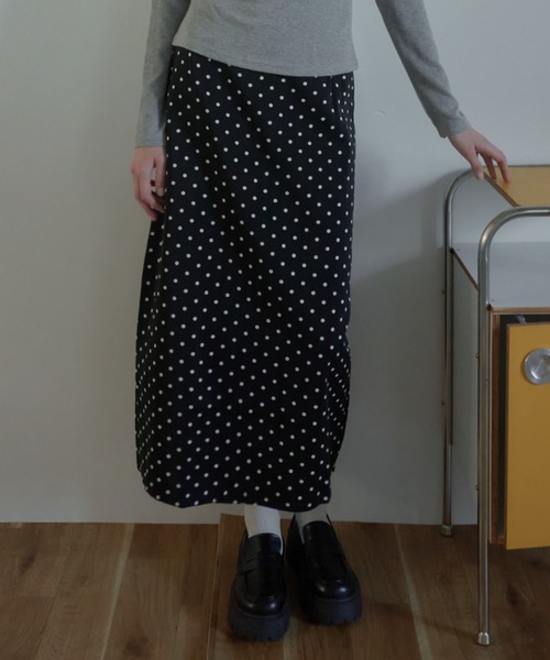 Birthday room(バースデイルーム)の「ドットIラインロングスカート/dot I-line long skirt(スカート・レディース・ブラック/ホワイト・FREE)」の12枚目の写真