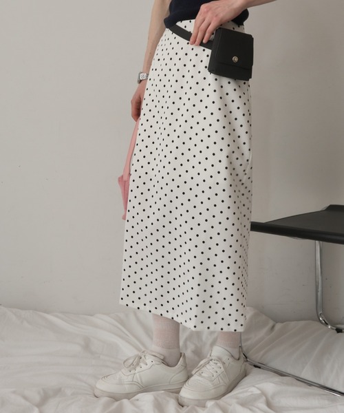 Birthday room(バースデイルーム)の「ドットIラインロングスカート/dot I-line long skirt(スカート・レディース・ブラック/ホワイト・FREE)」の18枚目の写真