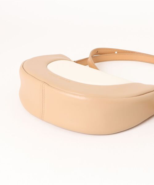COLE HAAN(コールハーン)の「ゴルディー ショルダー クロスボディ womens(ショルダーバッグ・レディース・ブラウン・OSFA)」の6枚目の写真