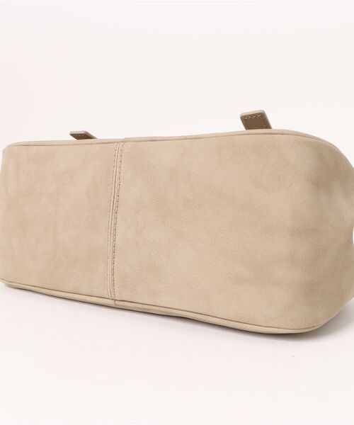 STANDOIL（スタンドオイル）の「Square Bowling Bag 25O-165A-TP（ショルダーバッグ・レディース・ベージュ・FREE）」の3枚目の写真