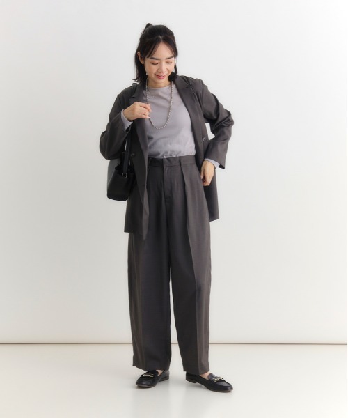 Right-on(ライトオン)の「HONEYSUCKLE ROSE(ハニーサックルローズ)【レディース】タックワイドパンツ(その他パンツ・レディース・ダークグレー/ライトベージュ・M/L/S)」の13枚目の写真