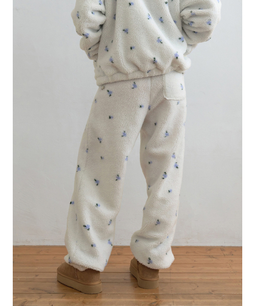 Kijun（キジュン）の「Blossom Fleece Pants Ivory（その他パンツ・レディース・その他・OS）」の3枚目の写真