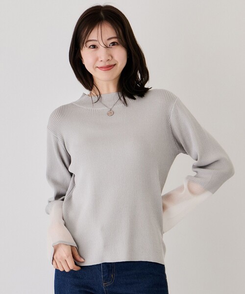 Jayro(ジャイロ)の「袖口シアーリブハイネックニット(ニット/セーター・レディース・グレー/ホワイト系その他/ブラック/ブルー系その他4・M)」の3枚目の写真