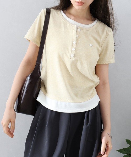 SpRay(スプレイ)の「配色ヘンリーフェイクレイヤードトップス(Tシャツ/カットソー・レディース・ブラック/グレー/サックスブルー/ピンク/イエロー/アイボリー・FREE)」の6枚目の写真