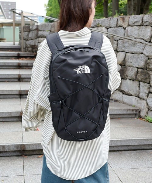 THE NORTH FACE(ザノースフェイス)の「【THE NORTH FACE】JESTER(バックパック/リュック・メンズ・グレー/ブラック・FREE)」の15枚目の写真