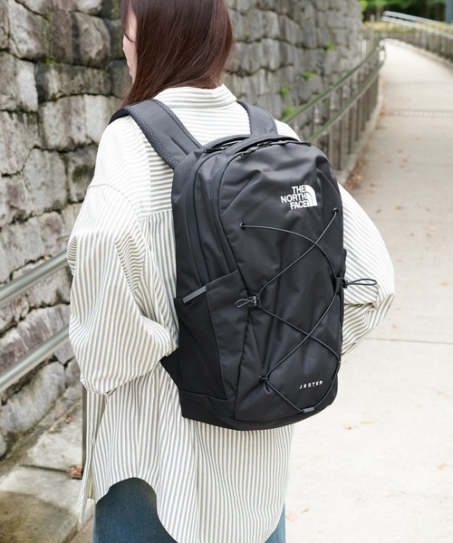 THE NORTH FACE(ザノースフェイス)の「【THE NORTH FACE】JESTER(バックパック/リュック・メンズ・グレー/ブラック・FREE)」の16枚目の写真