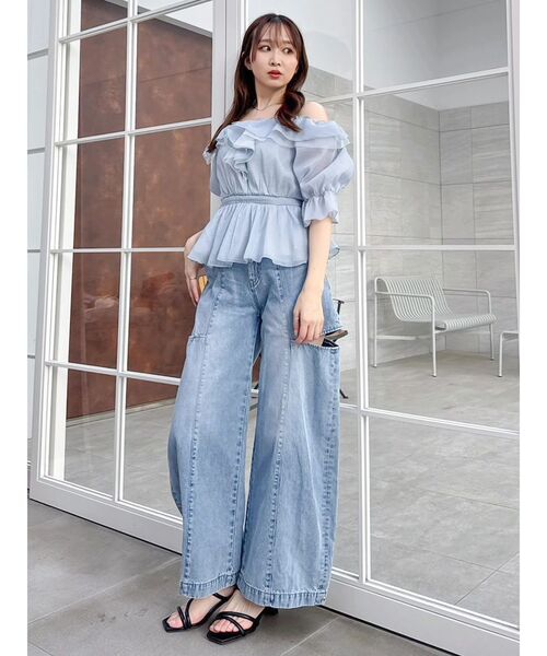 dazzlin（ダズリン）の「シアーペプラムボリュームオフショルトップス（シャツ/ブラウス・レディース・アイボリー/その他1/ブルー/ピンク/ライム・FREE）」の9枚目の写真