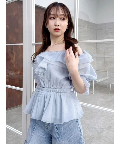 dazzlin（ダズリン）の「シアーペプラムボリュームオフショルトップス（シャツ/ブラウス・レディース・アイボリー/その他1/ブルー/ピンク/ライム・FREE）」の13枚目の写真