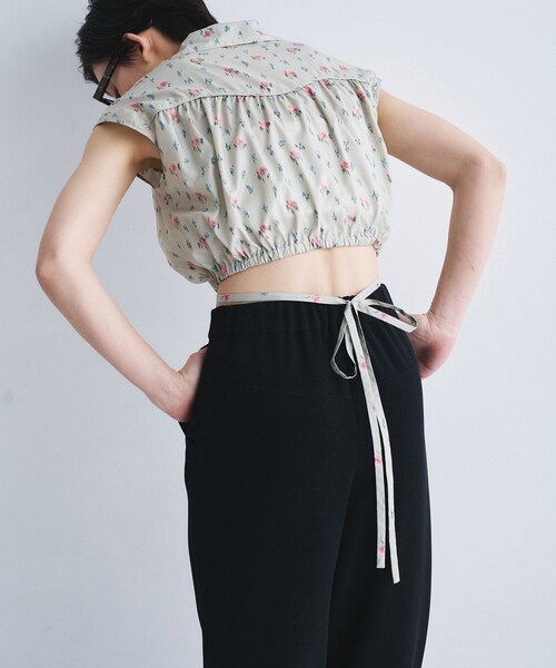 CODE A（コードエー）の「flower Vneck pullover（シャツ/ブラウス・レディース・ブラック系/グレー系・00）」の5枚目の写真