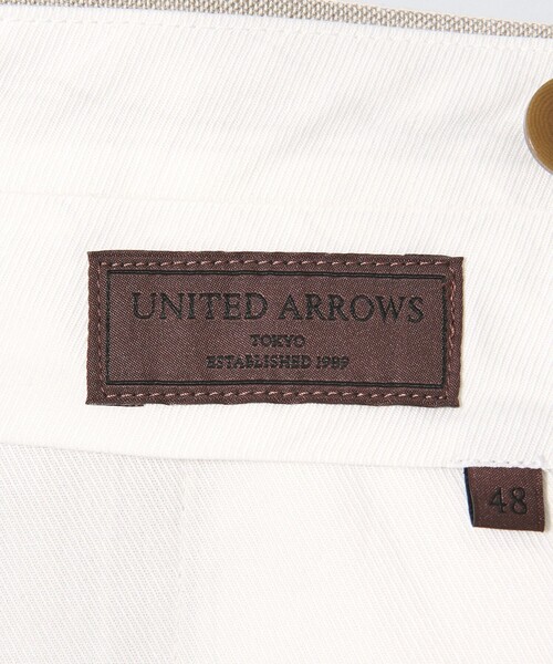 UNITED ARROWS（ユナイテッドアローズ）の「ポプリン 1プリーツ スラックス R-MODEL（セットアップ・メンズ・ベージュ・48/50/46）」の8枚目の写真