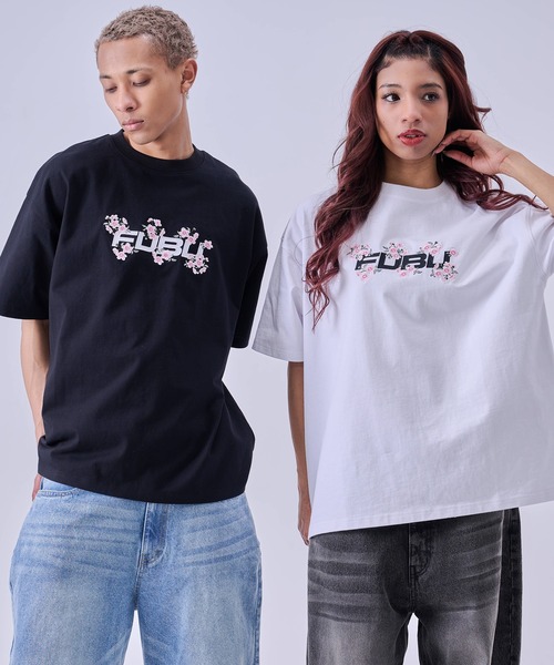 FUBU( フブ)の「FUBU フブ ブランド Souvenir TShirts/スーベニアTシャツ(Tシャツ/カットソー・メンズ・ホワイト/ブラック・M/XXL/XL/L)」の4枚目の写真