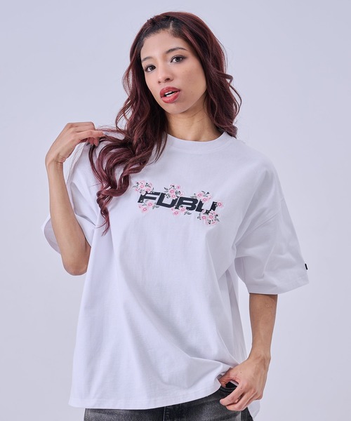 FUBU( フブ)の「FUBU フブ ブランド Souvenir TShirts/スーベニアTシャツ(Tシャツ/カットソー・メンズ・ホワイト/ブラック・M/XXL/XL/L)」の9枚目の写真