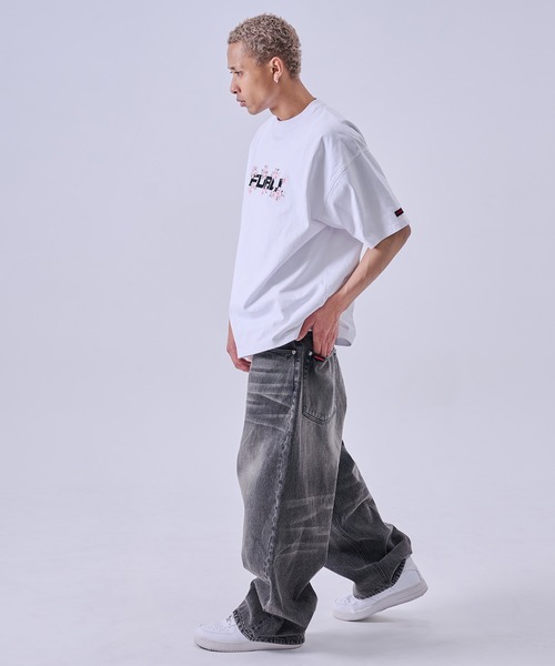 FUBU( フブ)の「FUBU フブ ブランド Souvenir TShirts/スーベニアTシャツ(Tシャツ/カットソー・メンズ・ホワイト/ブラック・M/XXL/XL/L)」の8枚目の写真