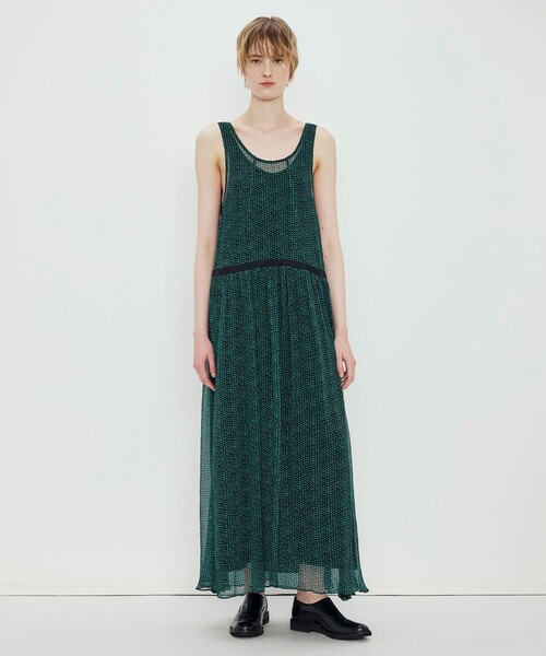 TOMORROWLAND .B(トゥモローランドビー)の「シルク楊柳 ロングワンピース(ワンピース・レディース・ブラック系その他/ダークグリーン・FREE)」の4枚目の写真