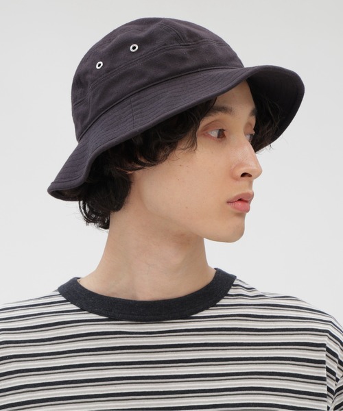 MHL.(エムエイチエル)の「WORKWEAR COTTON TWILL(ハット・レディース・ネイビー/ホワイト・FREE)」の4枚目の写真