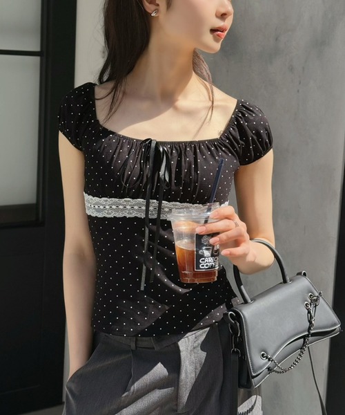 Jewelobe(ジュエローブ)の「ドット×レースパフスリーブトップス(Tシャツ/カットソー・レディース・グレー/オフホワイト/ブラック・FREE)」の1枚目の写真