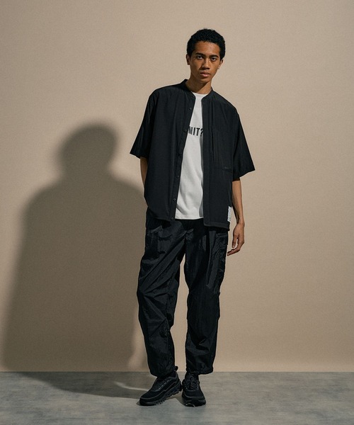 NUMERALS（ヌメラルズ）の「[NUMERALS]BAND COLLAR SHORT-SLEEVED SHIRT（シャツ/ブラウス・メンズ・ブルー/ブラック/カーキ・MEDIUM/LARGE）」の6枚目の写真
