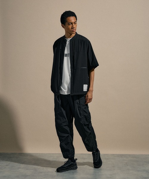 NUMERALS（ヌメラルズ）の「[NUMERALS]BAND COLLAR SHORT-SLEEVED SHIRT（シャツ/ブラウス・メンズ・ブルー/ブラック/カーキ・MEDIUM/LARGE）」の7枚目の写真