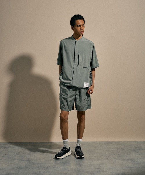 NUMERALS（ヌメラルズ）の「[NUMERALS]BAND COLLAR SHORT-SLEEVED SHIRT（シャツ/ブラウス・メンズ・ブルー/ブラック/カーキ・MEDIUM/LARGE）」の11枚目の写真