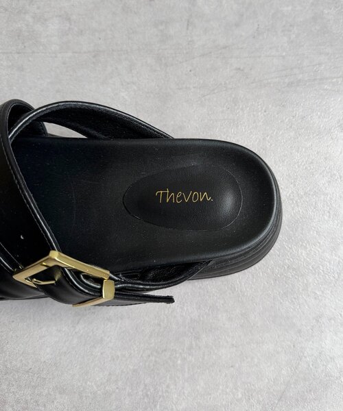 Thevon(ゼボン)の「厚底クロスベルトサンダル(サンダル・レディース・ブラック/シルバー・M/L)」の8枚目の写真