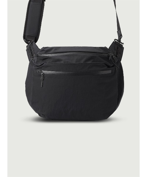 DOUGLAS / 15L Shoulder bag Crinkle Nylon（ショルダーバッグ