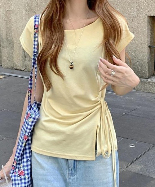 Teem Store(チームストア)の「ドロストデザイン フィットTシャツ(Tシャツ/カットソー・レディース・イエロー/アイボリー・F)」の7枚目の写真